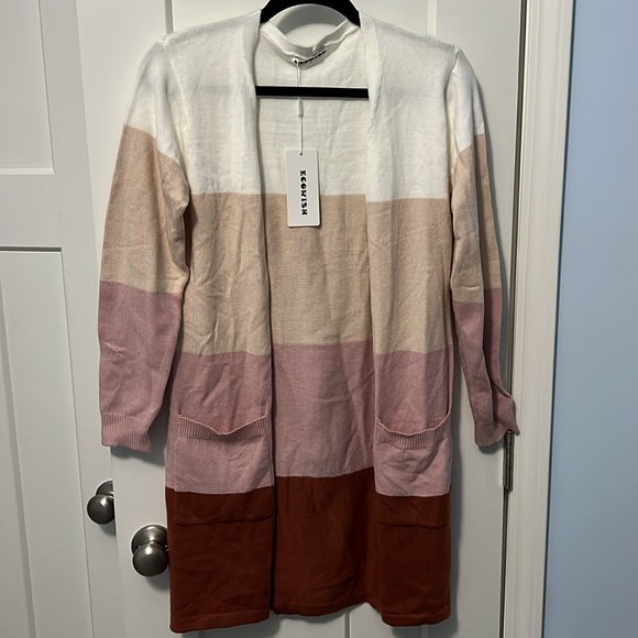 NWT Women’s Cardigan - Picture 2 of 4